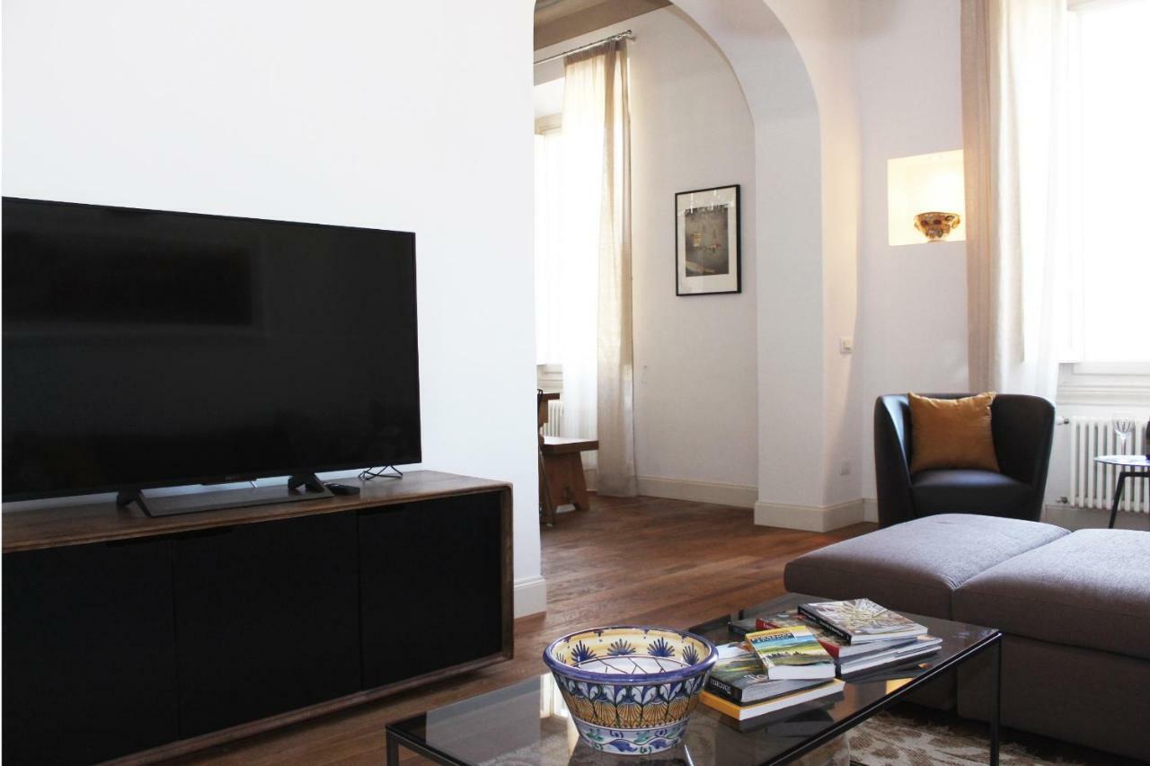 Art Apartment Duomo Luxury View Florence Exterior photo
